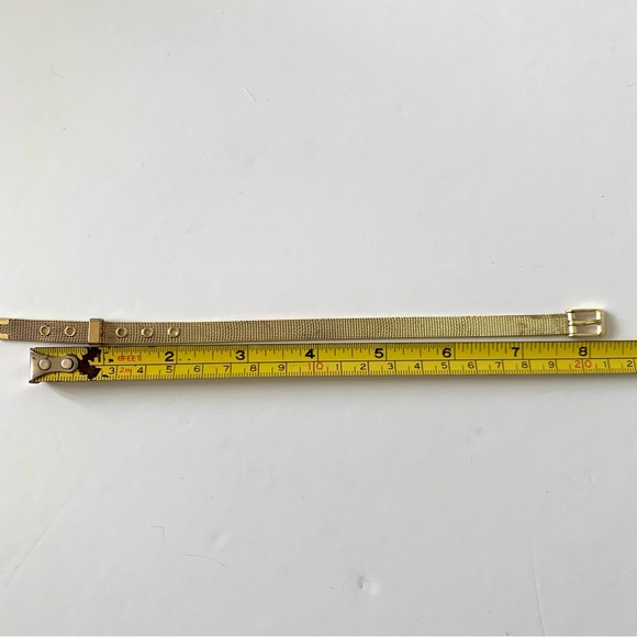 Gold tone belt bracelet 6-8" - Picture 4 of 5